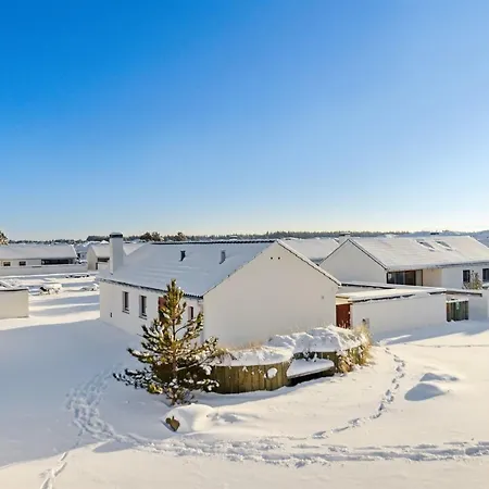 Leny - 900m From The Sea In Nw Jutland By Interhome