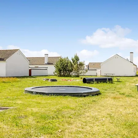 Leny - 900m From The Sea In Nw Jutland By Interhome Holiday home Pandrup